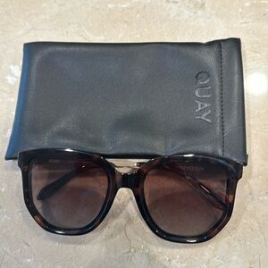 Quay coffee run polarized glasses